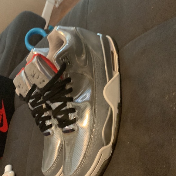 Nike Flight Squad
Metallic Silver main image 5